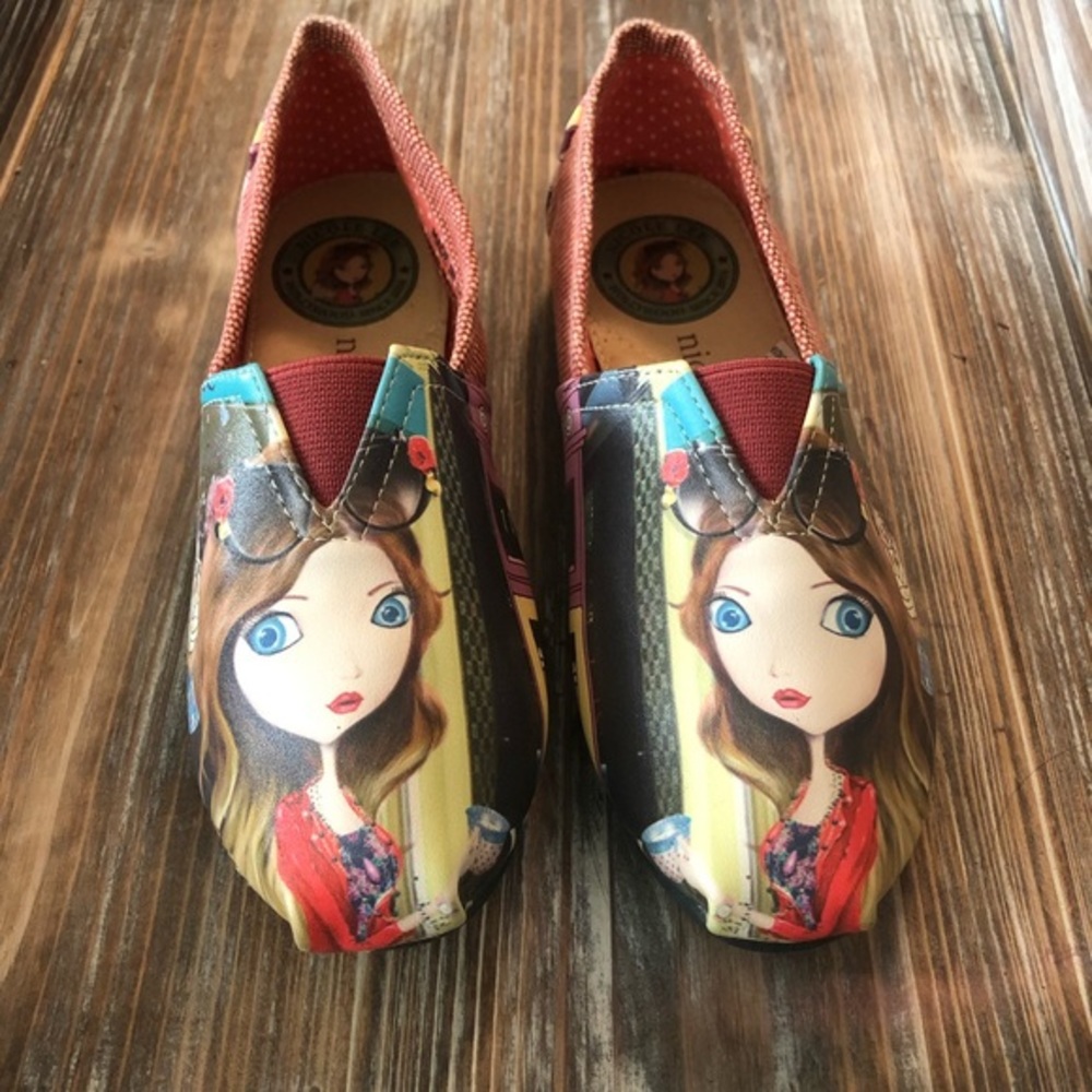 Nicole Lee flats.  Never worn.  Beautiful.
